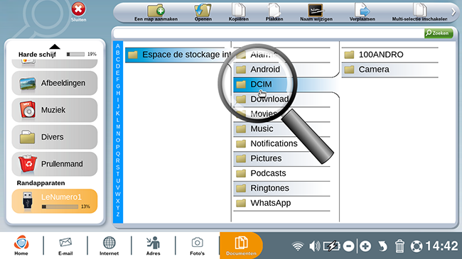 Doorzoek de map "DCIM" in de map "DCIM".