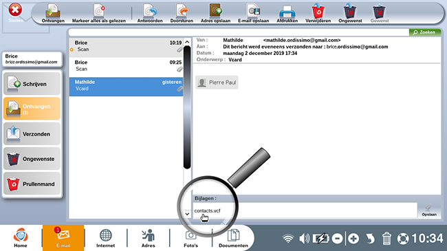 Importeer een visitekaartje (VCard) uit een e-mail.